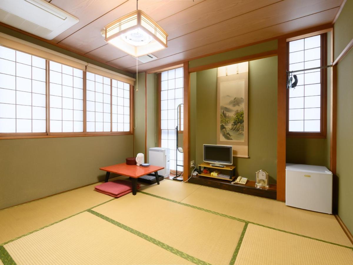 Tabist Business Ryokan Hotel Yukimiso Toyama Station Exterior foto