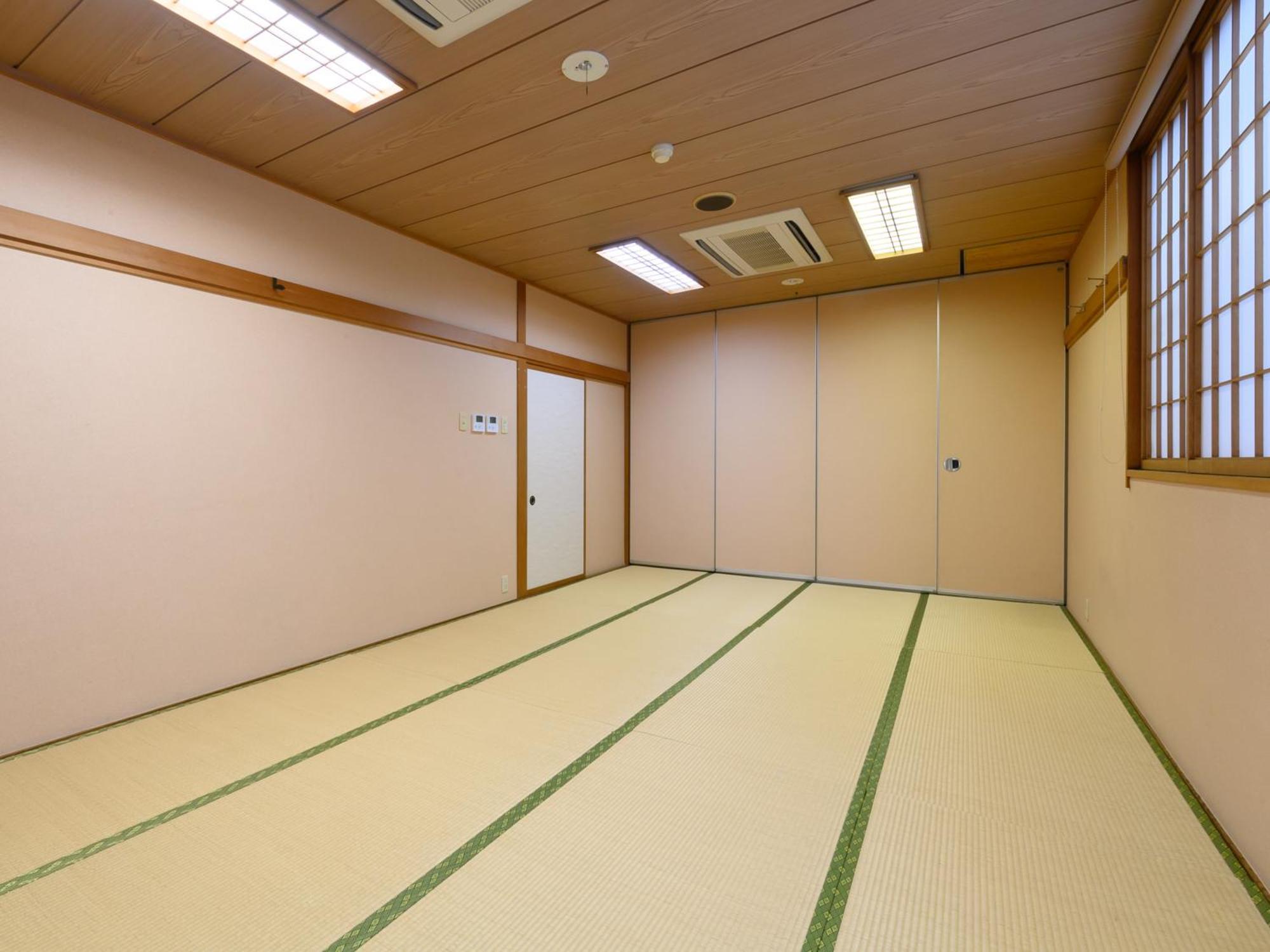 Tabist Business Ryokan Hotel Yukimiso Toyama Station Exterior foto