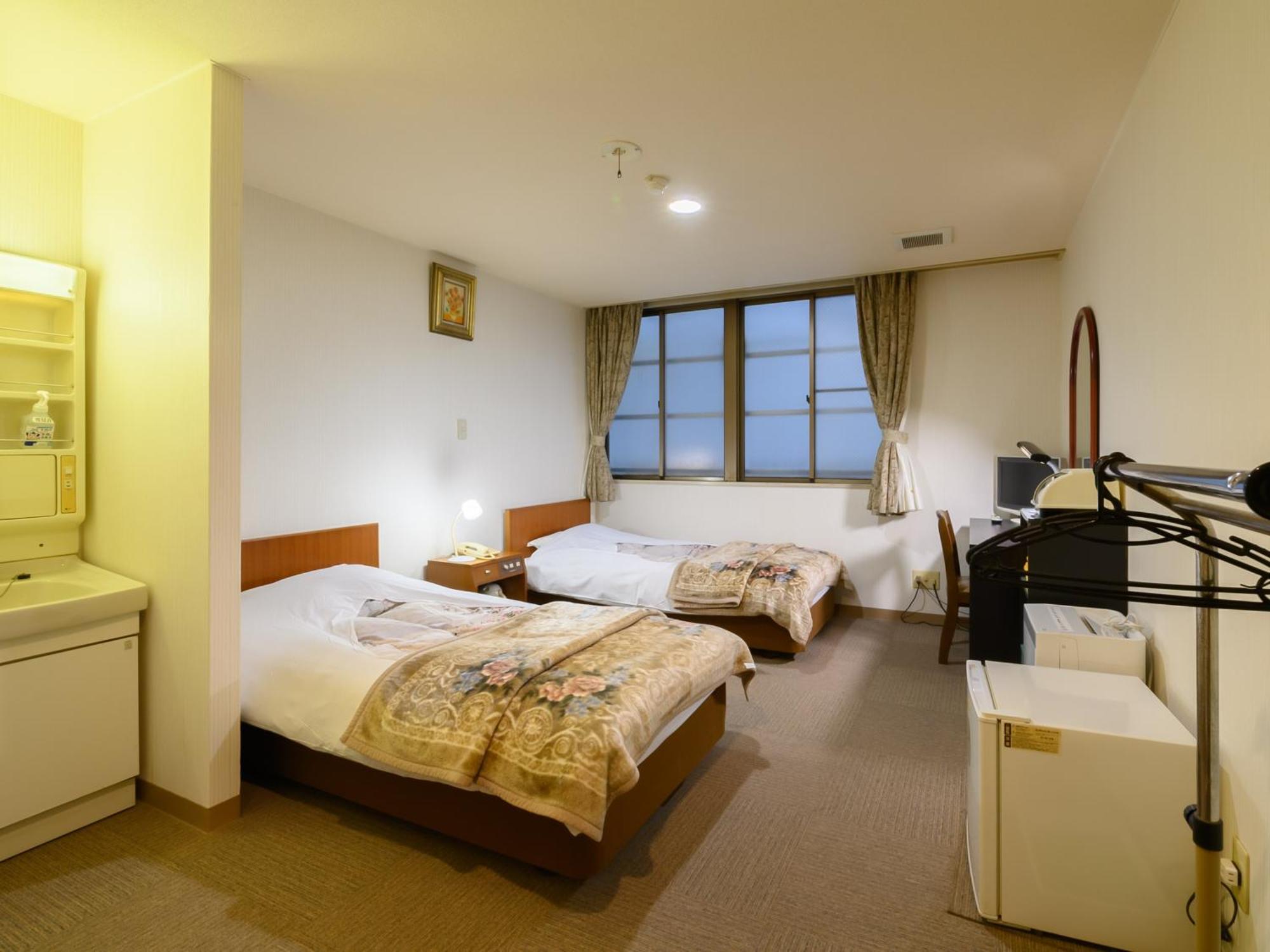 Tabist Business Ryokan Hotel Yukimiso Toyama Station Exterior foto